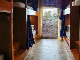 Lexias Hostel & Workspace by Hiverooms