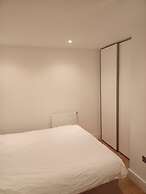 Grove Park Cozy Apartment in London