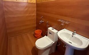 Basho Beach Huts & Cafe