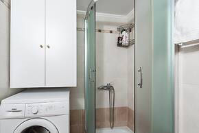 Niman beachside apartment