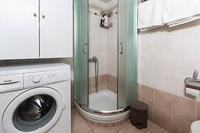 Niman beachside apartment