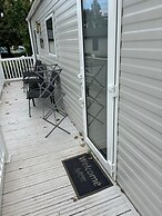 2 Bedroom Caravan With all the Comforts of Home