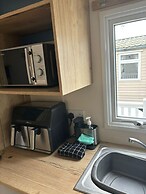 2 Bedroom Caravan With all the Comforts of Home