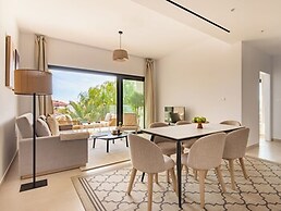 Sanders Breeze Limassol