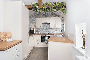 Beautiful 2-bed Cottage Near Carlisle With Hot Tub