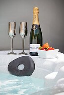 Beautiful 2-bed Cottage Near Carlisle With Hot Tub