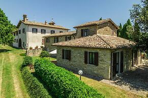 Podere Pietraluna