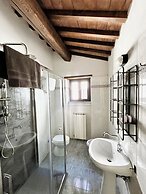 Podere Pietraluna