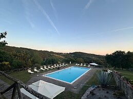 Podere Pietraluna