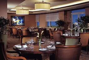 Marina Inn Grande Dunes Condos & Suites