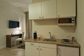 Aruna Suites