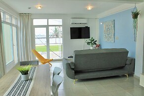 Con alberca y vista al mar 2 TV's  y Netflix