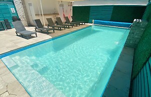 Con alberca y vista al mar 2 TV's  y Netflix