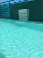 Con alberca y vista al mar 2 TV's  y Netflix