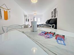 Modern & Cozy Studio San Telmo With Pool and Exclusive Services
