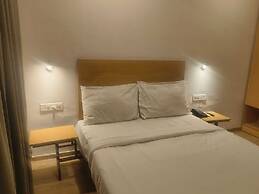 Wishotel Xpress Hotel GK Inn