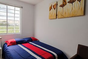 Bright Home With Pool Near Valquirico