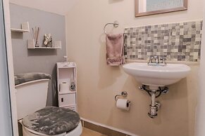 Bright Home With Pool Near Valquirico