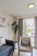 Bright Home With Pool Near Valquirico