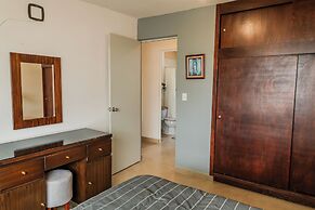 Bright Home With Pool Near Valquirico