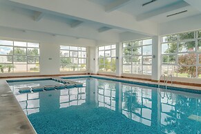 Bright Home With Pool Near Valquirico