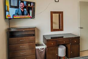 Bright Home With Pool Near Valquirico