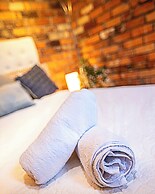Fitzroy cottage-10pax. 10mins City CBD