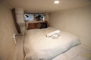 Fitzroy cottage-10pax. 10mins City CBD