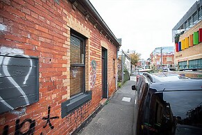 Fitzroy cottage-10pax. 10mins City CBD