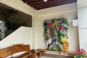 Sta Rosa Inn Iloilo powered by Cocotel