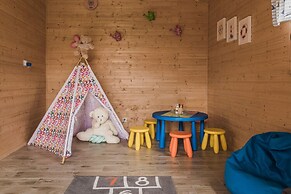 Comfortable Holiday Homes for 6 People