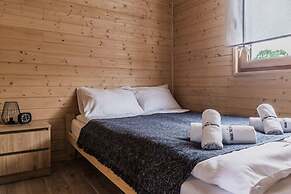 Comfortable Holiday Homes for 6 People