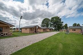 Comfortable Holiday Homes for 6 People