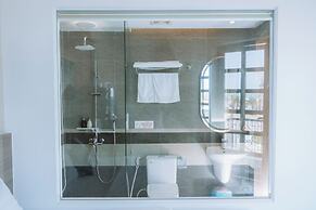 Ha Tien Sea View Hotel