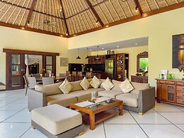 Villa Bugis Drupadi Seminyak
