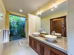 Villa Bugis Drupadi Seminyak