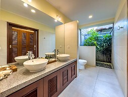 Villa Bugis Drupadi Seminyak