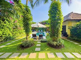 Villa Bugis Kayu Aya Seminyak
