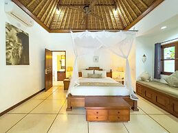 Villa Bugis Kayu Aya Seminyak