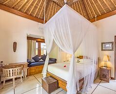 Villa Bugis Kayu Aya Seminyak