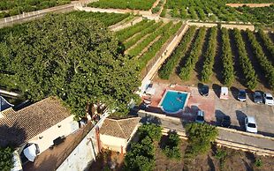 Complete, Spacious House, With Pool and Surrounded by Nature