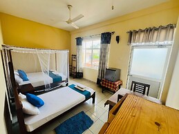 New golden bay resort Weligama