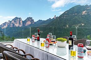 Zhang jiajie XMAN Valley Sunrise Resort