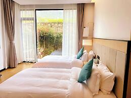 Zhang jiajie XMAN Valley Sunrise Resort