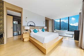 Zhang jiajie XMAN Valley Sunrise Resort