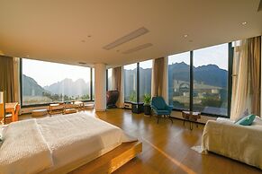 Zhang jiajie XMAN Valley Sunrise Resort