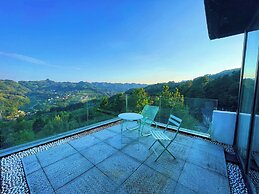 Zhang jiajie XMAN Valley Sunrise Resort