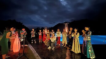 Zhang jiajie XMAN Valley Sunrise Resort