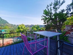 Zhang jiajie XMAN Valley Sunrise Resort