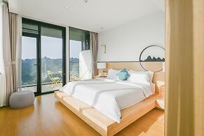 Zhang jiajie XMAN Valley Sunrise Resort